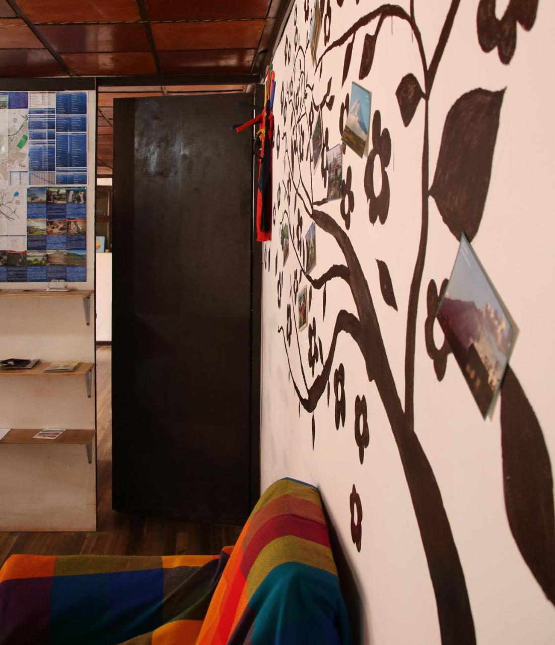 Hospedaje Los Ponchos Otavalo Zewnętrze zdjęcie